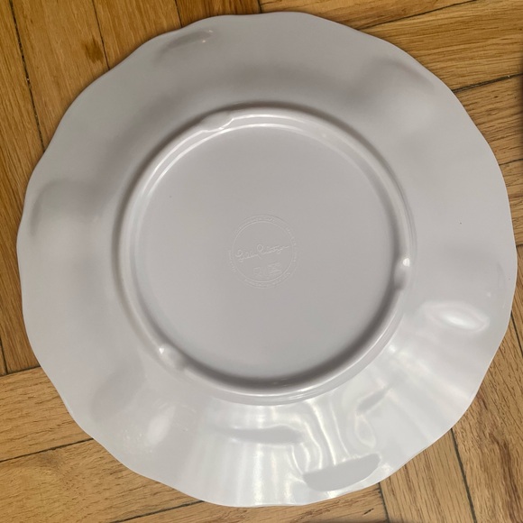 Set of 4 Lilly Pulitzer Plates - Picture 10 of 10